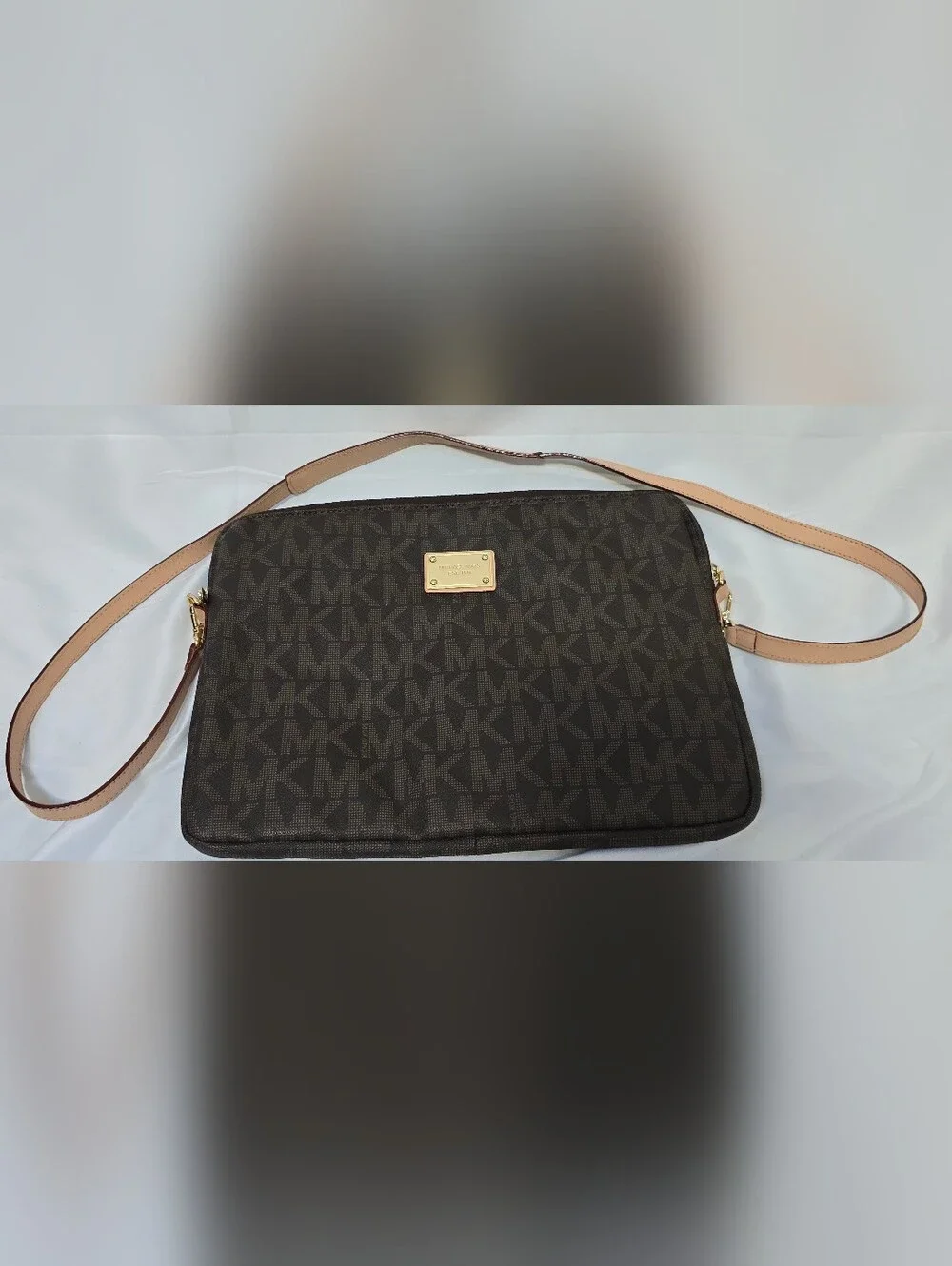 Michael Kors MK Signature Brown Laptop Crossbody Sleeve Bag Gold Hardware